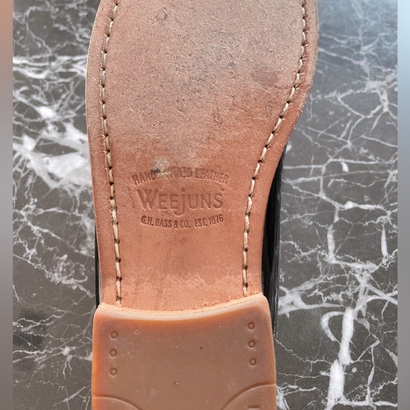 WEEJUNS G.H BASS PATENT LEATHER SHOES - Picture 5 of 5